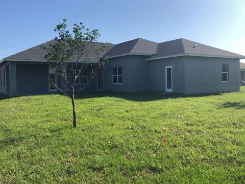 A home in Port St Lucie