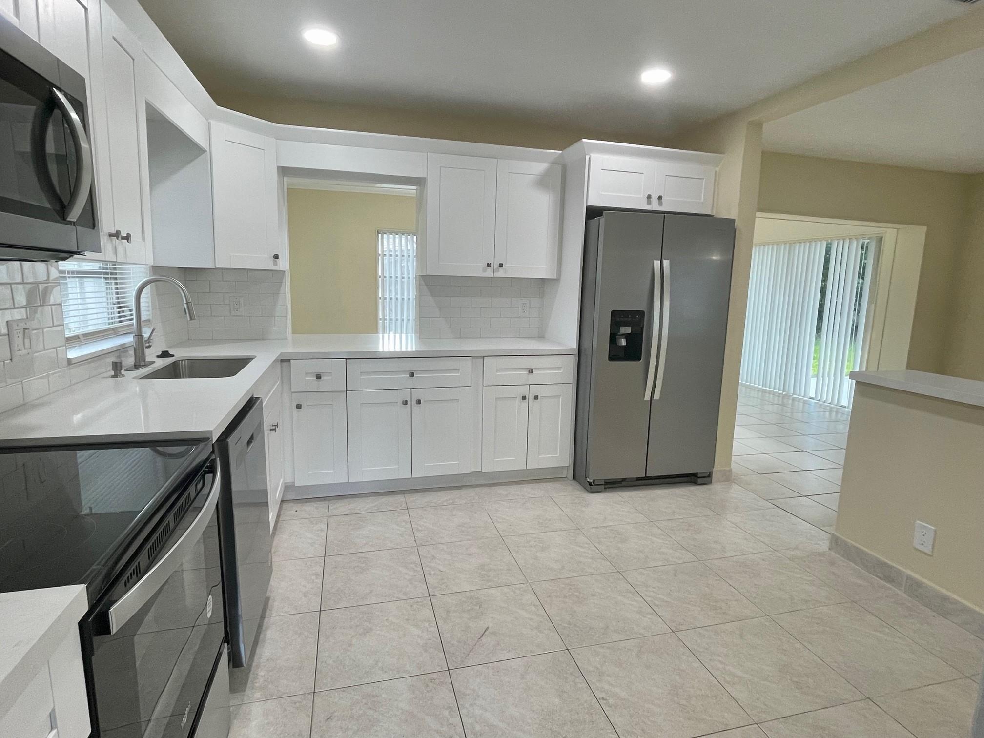 Royal Palm Estates - Residential Lease