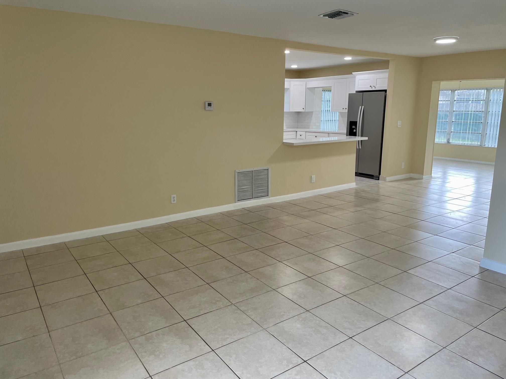 Royal Palm Estates - Residential Lease