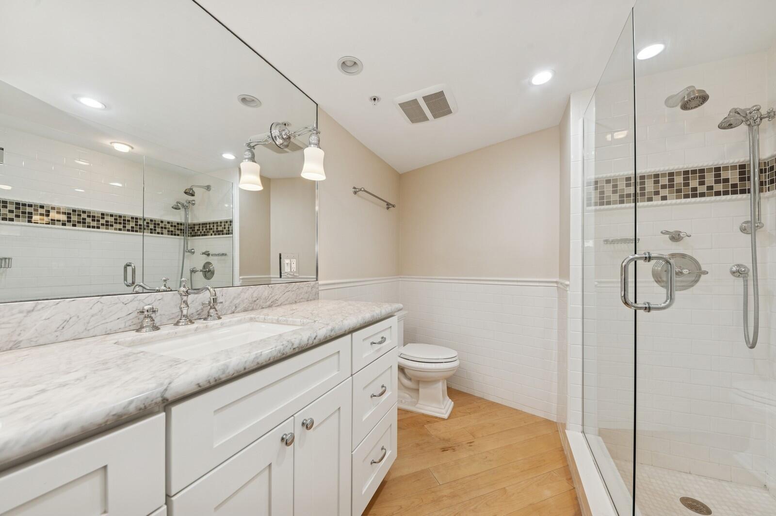 TIARA CONDO - Residential