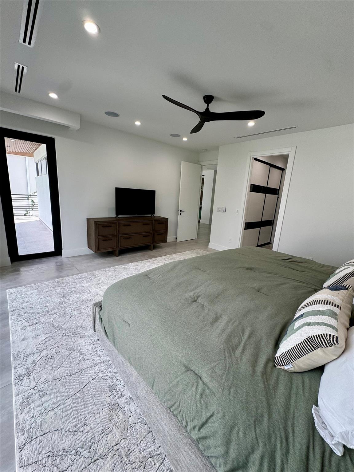 Halls Add 1-134 D - Residential