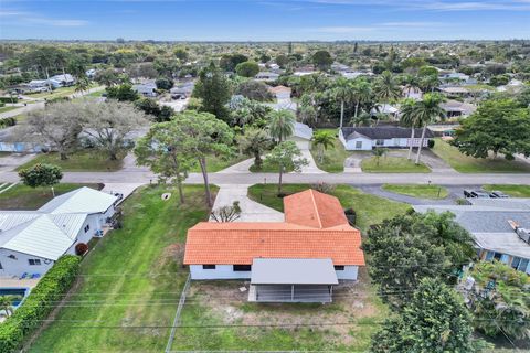 A home in Lake Worth