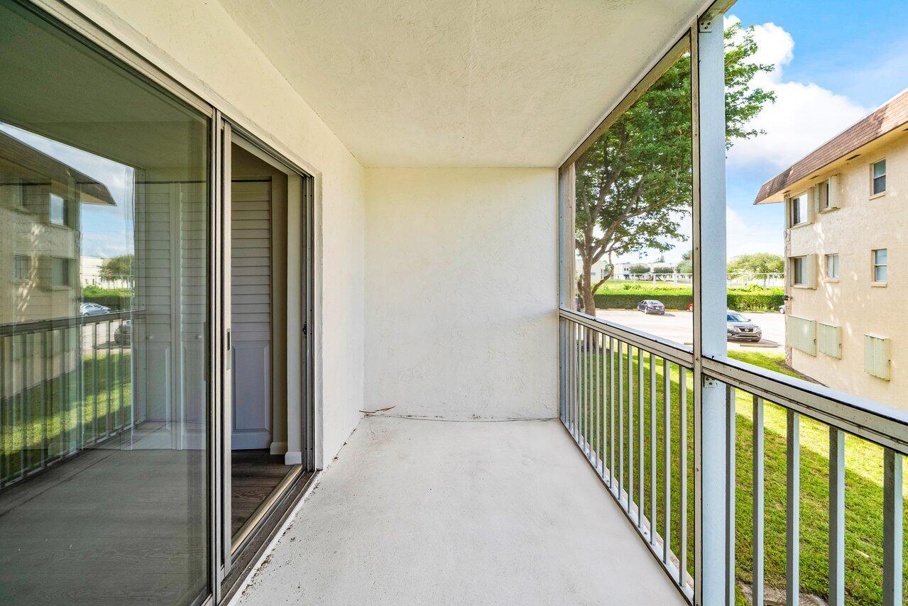 VILLAGE GREEN SUSSEX CONDO - Residential