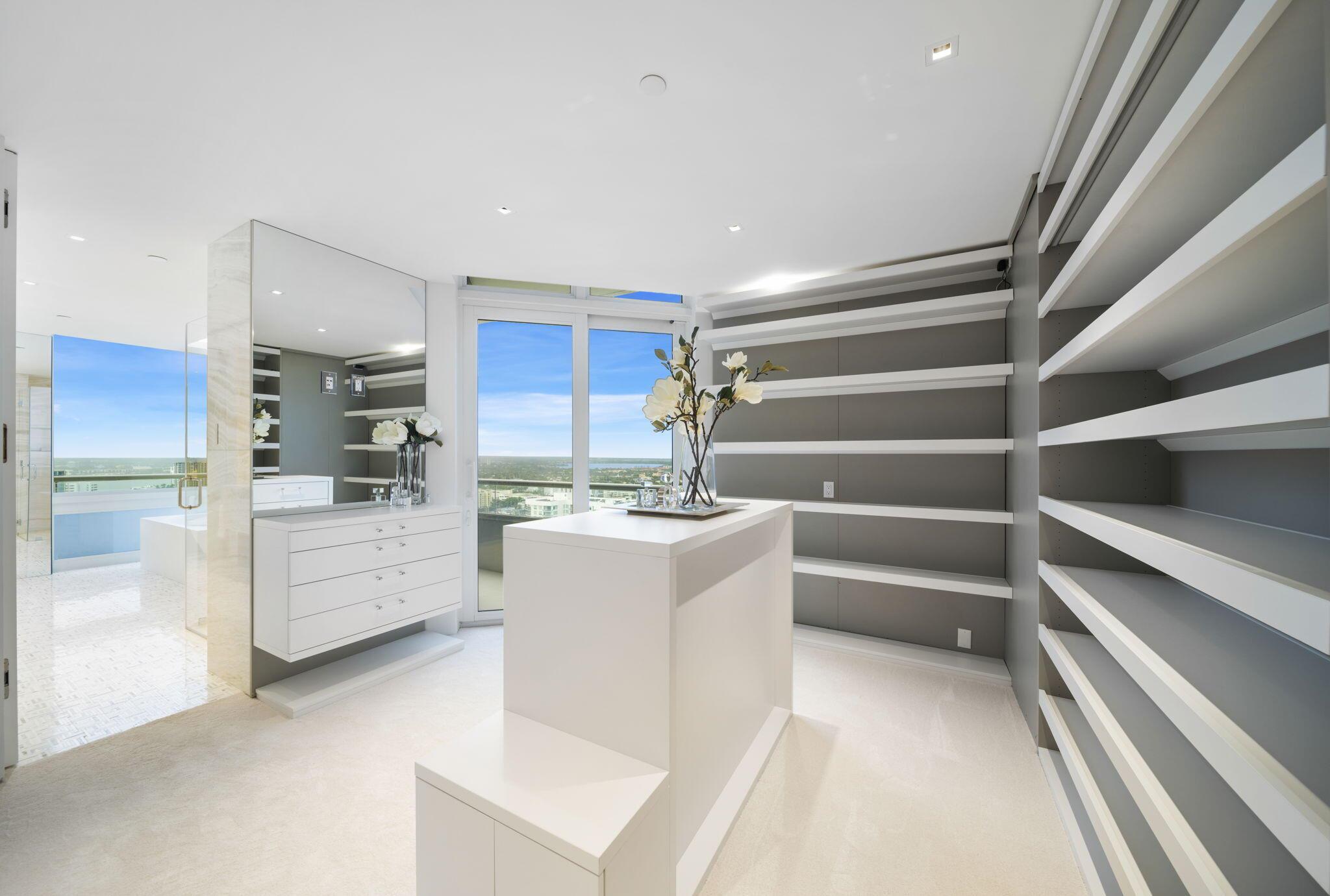 PLAZA OF THE PALM BEACHES - Residential