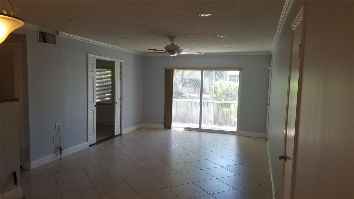 Bay Colony Club Bldg #16 - Residential