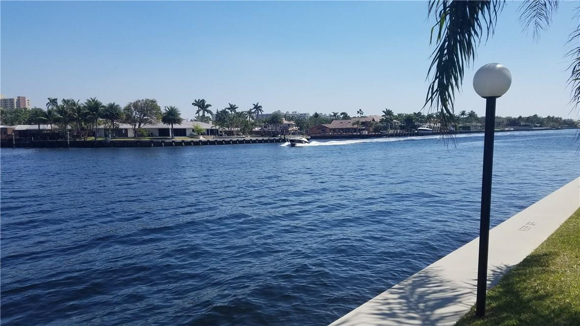 Bay Colony Club Bldg #16 - Residential