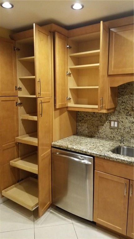 Bay Colony Club Bldg #16 - Residential