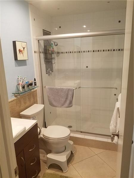 Bay Colony Club Bldg #16 - Residential