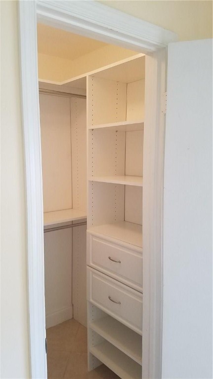 Bay Colony Club Bldg #16 - Residential