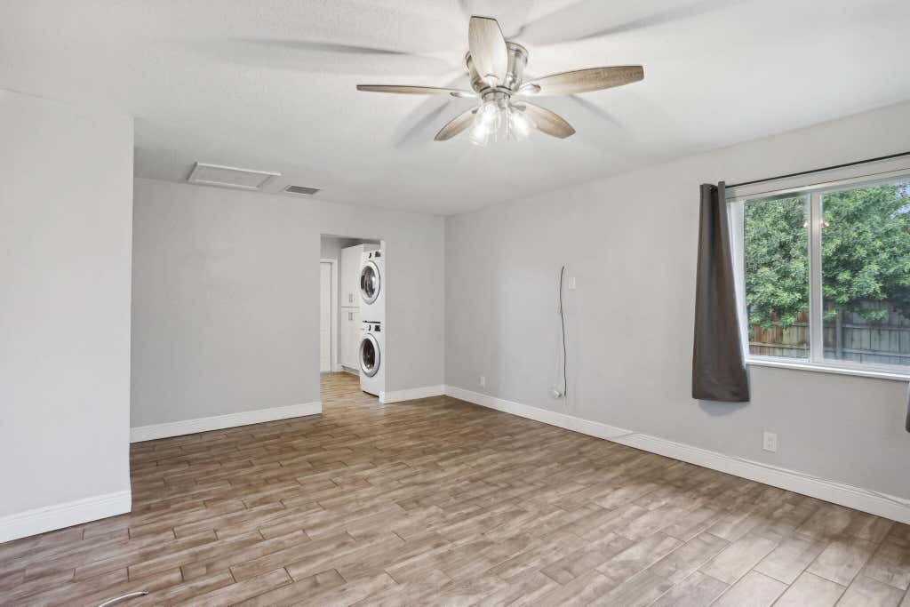 Photo of 2227 NE 3rd Avenue #2, Delray Beach, FL 33444 (MLS # B26009218)