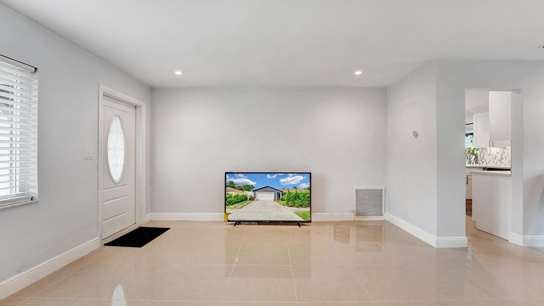 DELRAY SHORES FIRST ADD - Residential Lease