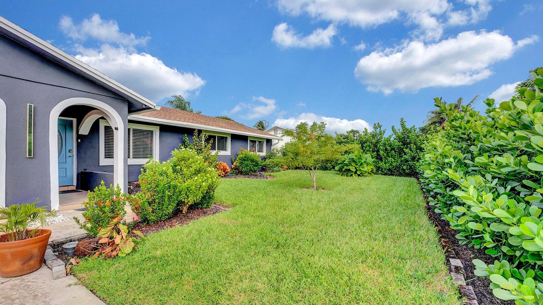 DELRAY SHORES FIRST ADD - Residential Lease