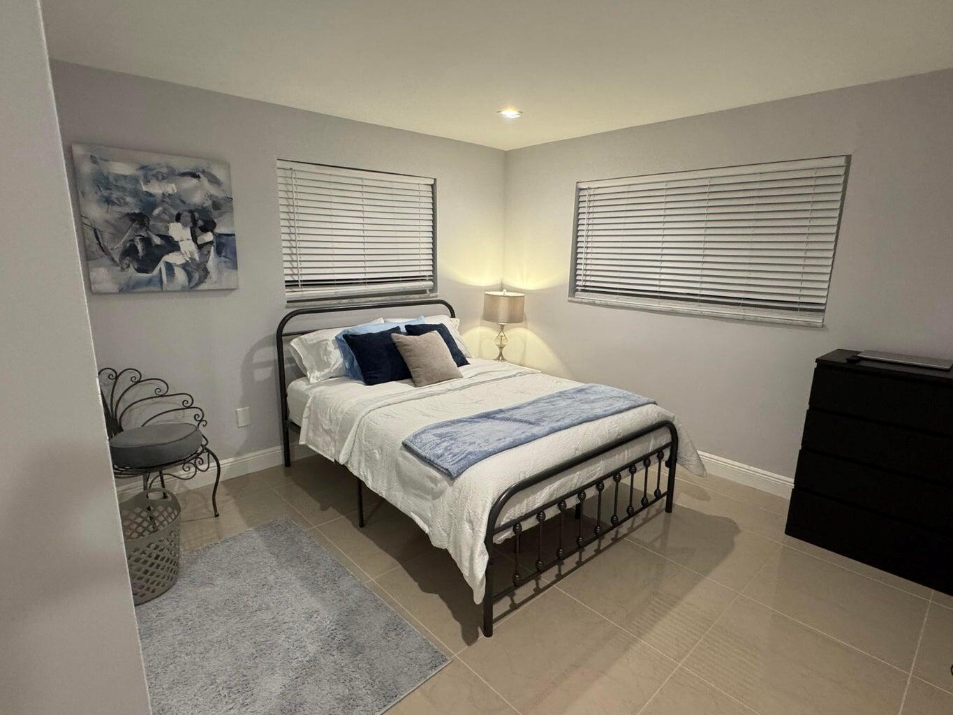 DELRAY SHORES FIRST ADD - Residential Lease
