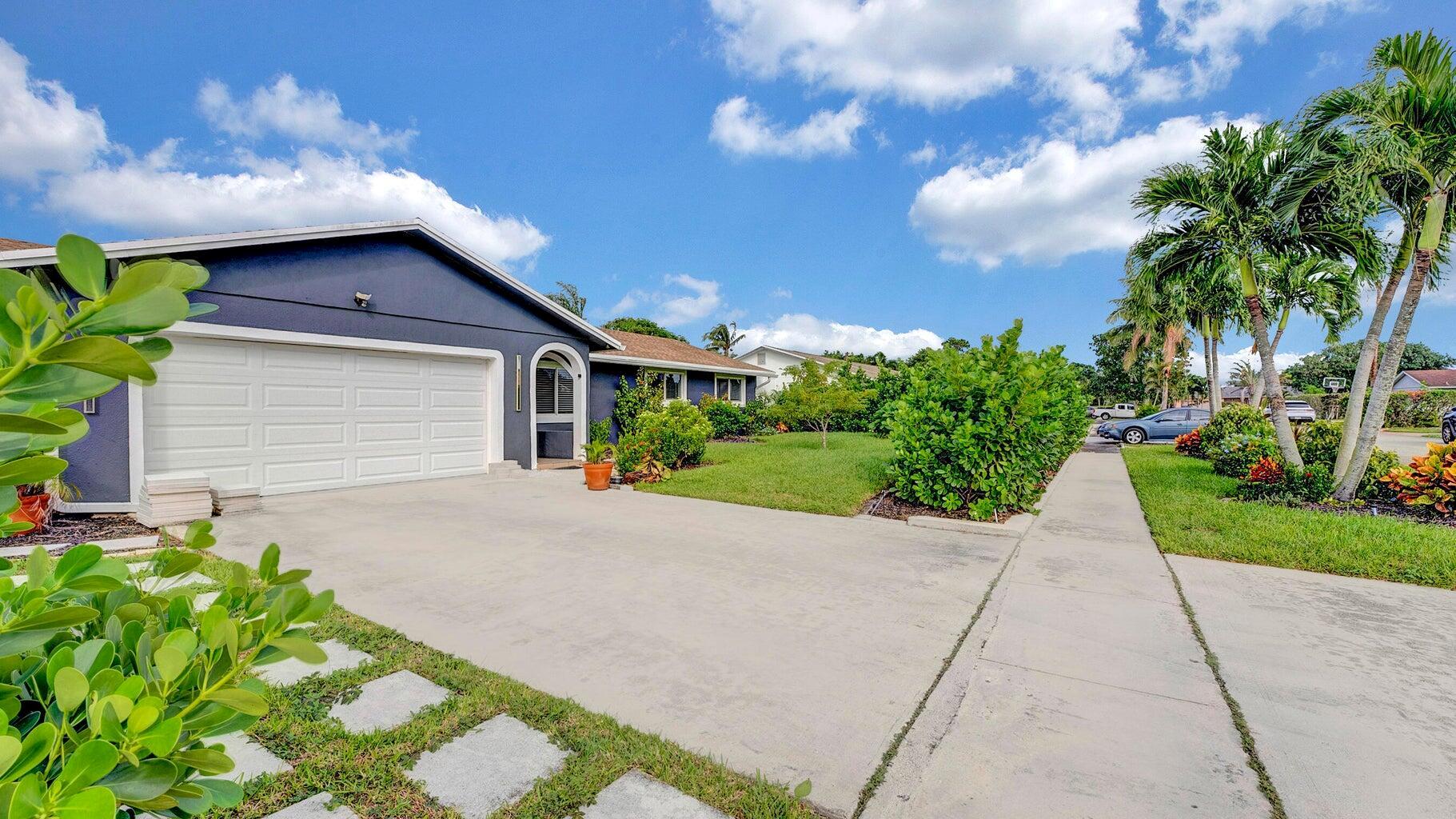 DELRAY SHORES FIRST ADD - Residential Lease