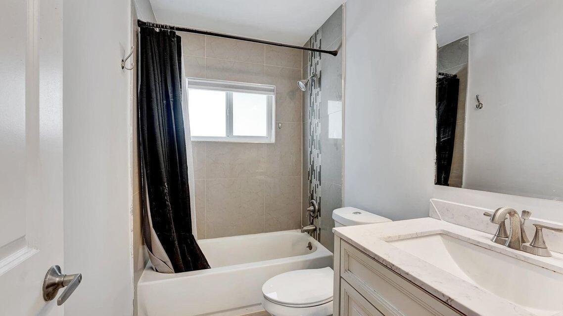 DELRAY SHORES FIRST ADD - Residential Lease