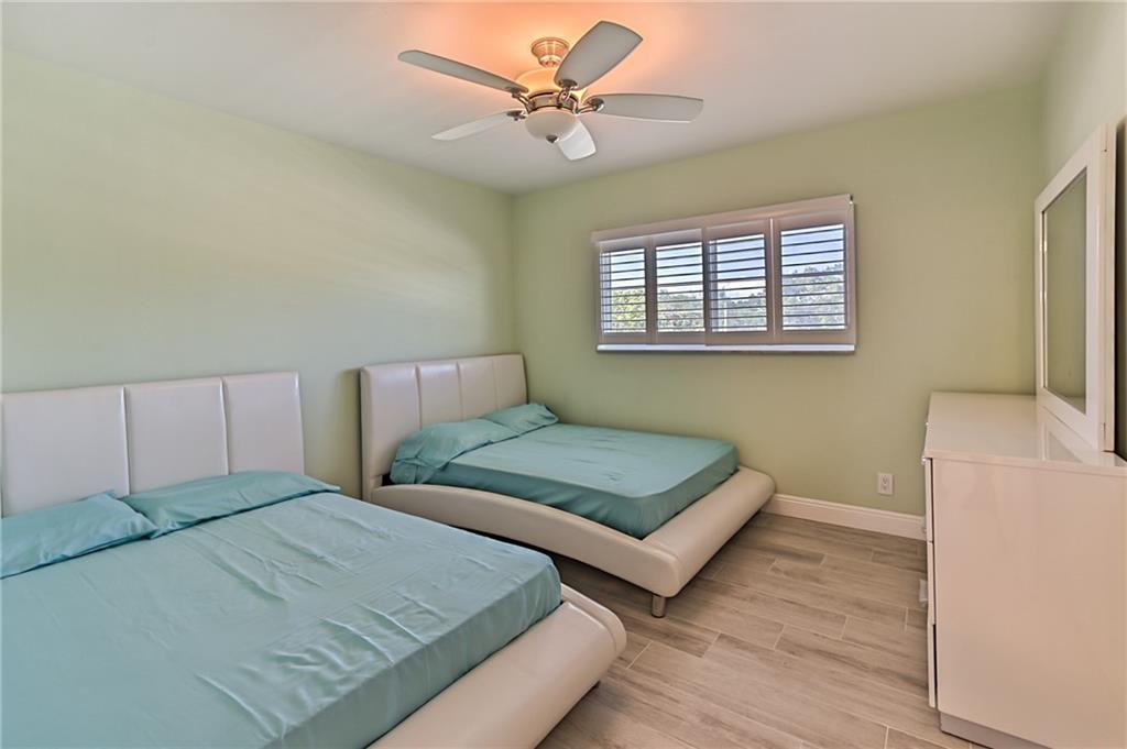 BOCA HOUSE CONDO - Residential