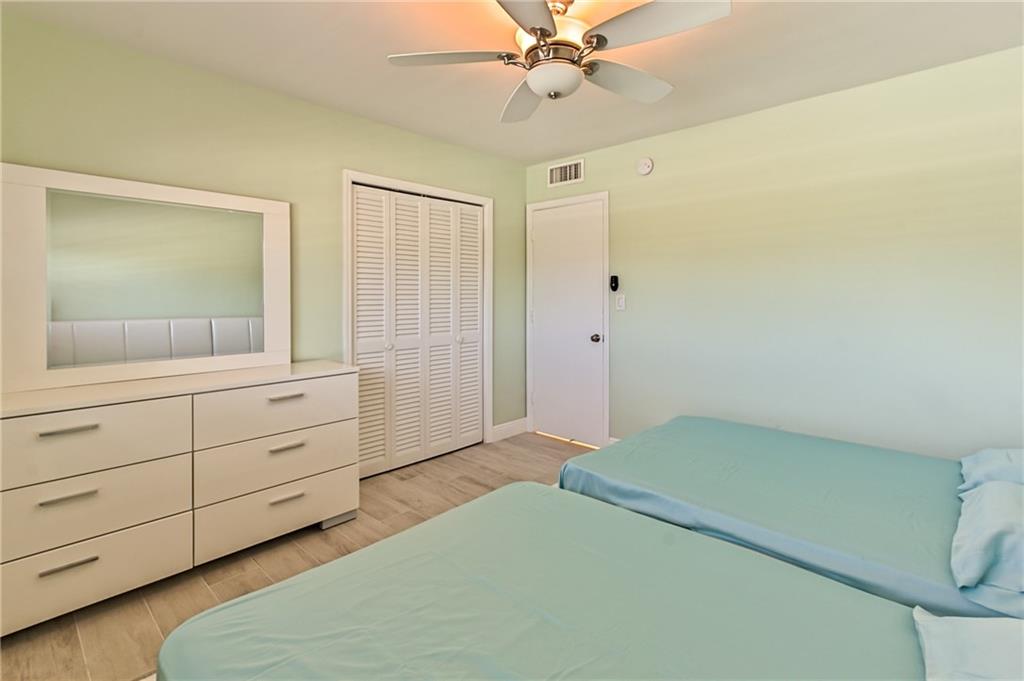 BOCA HOUSE CONDO - Residential