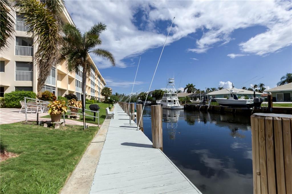 BOCA HOUSE CONDO - Residential