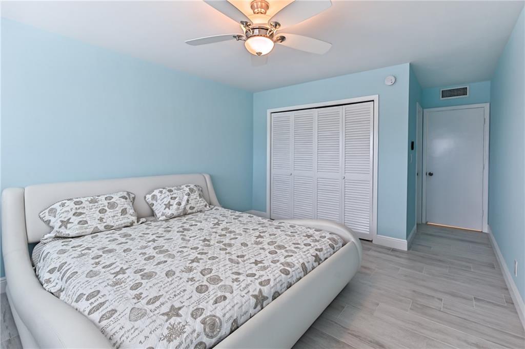 BOCA HOUSE CONDO - Residential