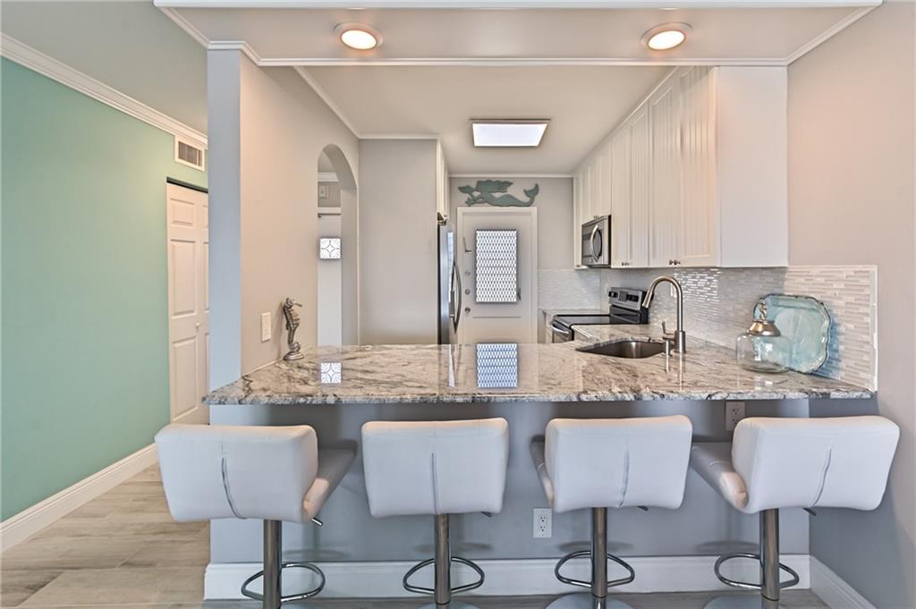 BOCA HOUSE CONDO - Residential