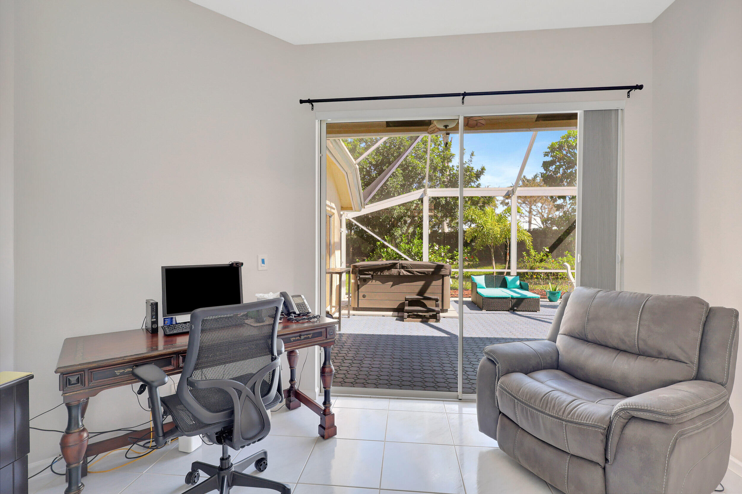 PGA RESORT COMMUNITY OF PRESTON COURTS 2 - Residential