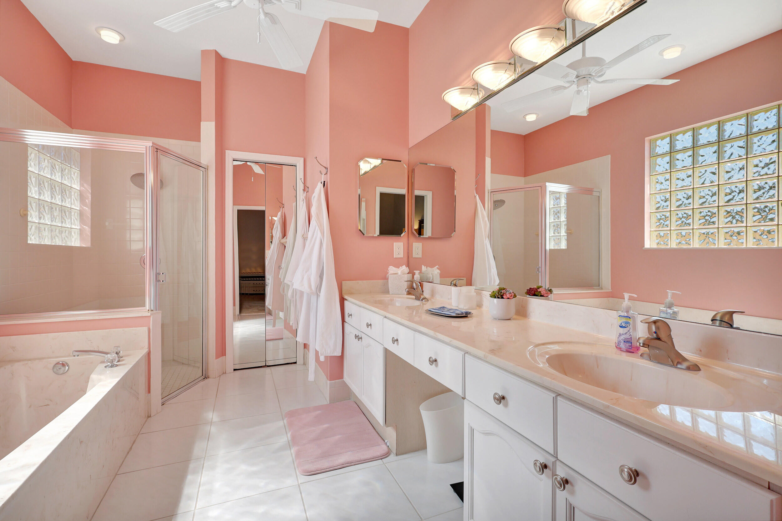 PGA RESORT COMMUNITY OF PRESTON COURTS 2 - Residential