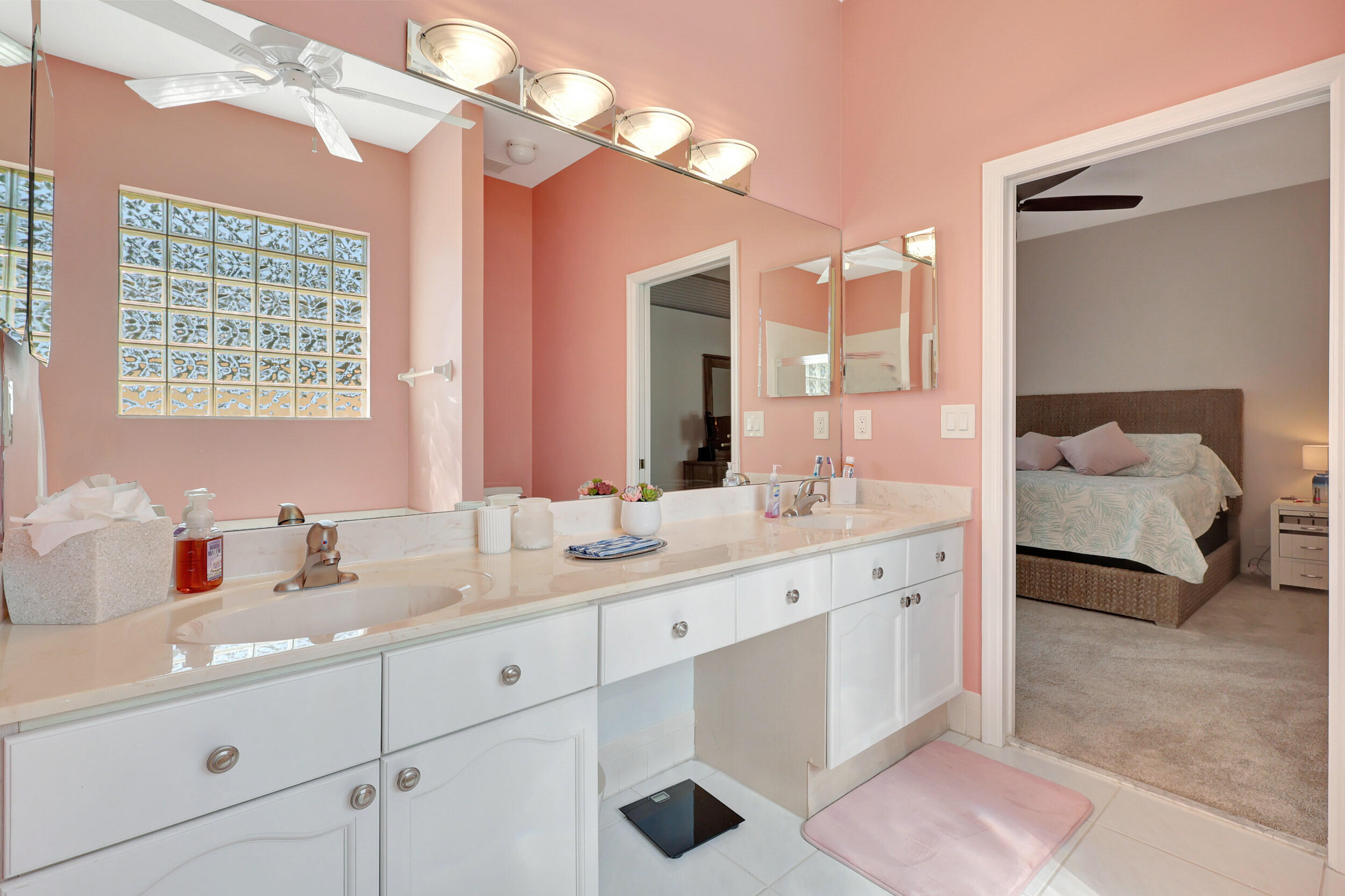 PGA RESORT COMMUNITY OF PRESTON COURTS 2 - Residential