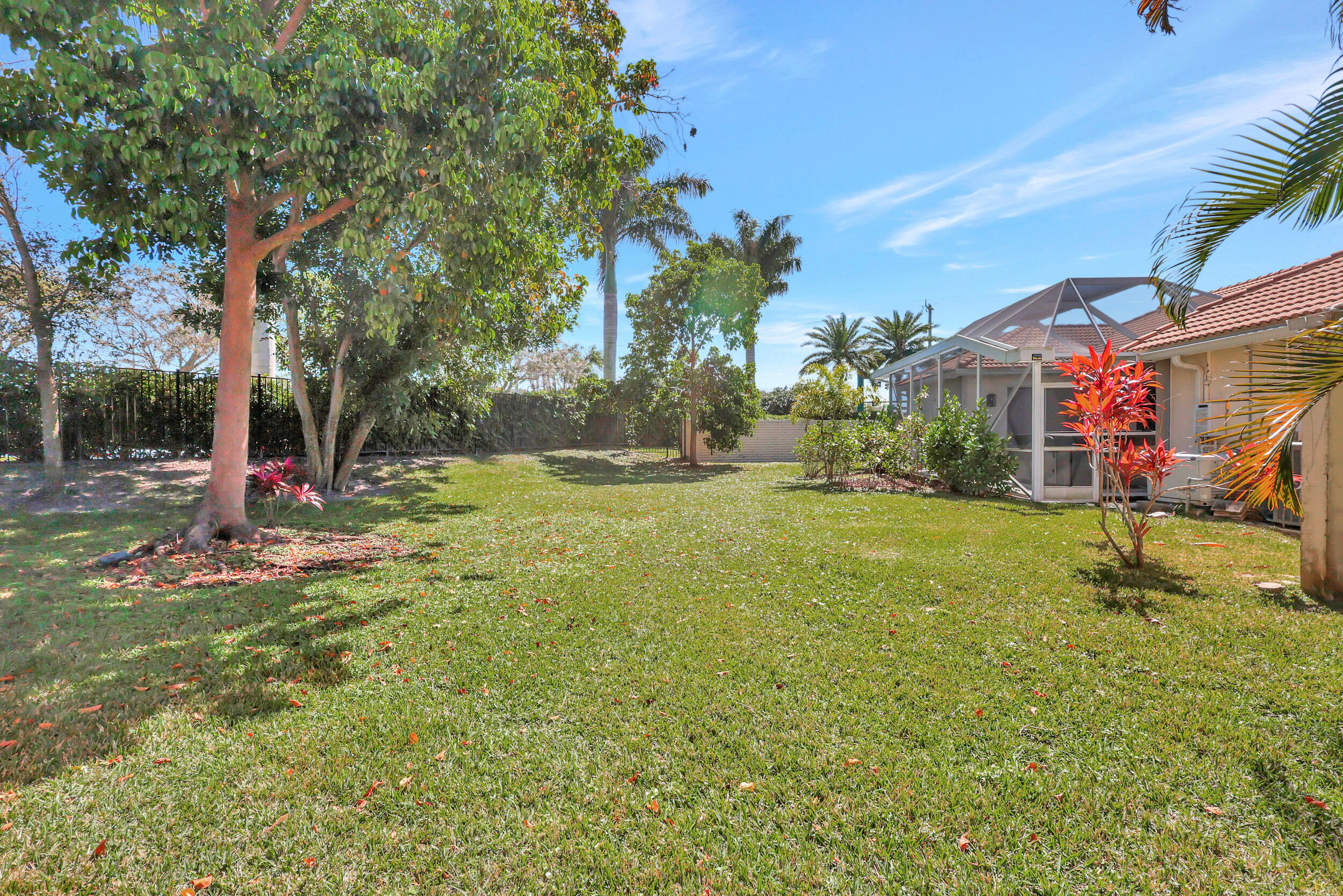 PGA RESORT COMMUNITY OF PRESTON COURTS 2 - Residential