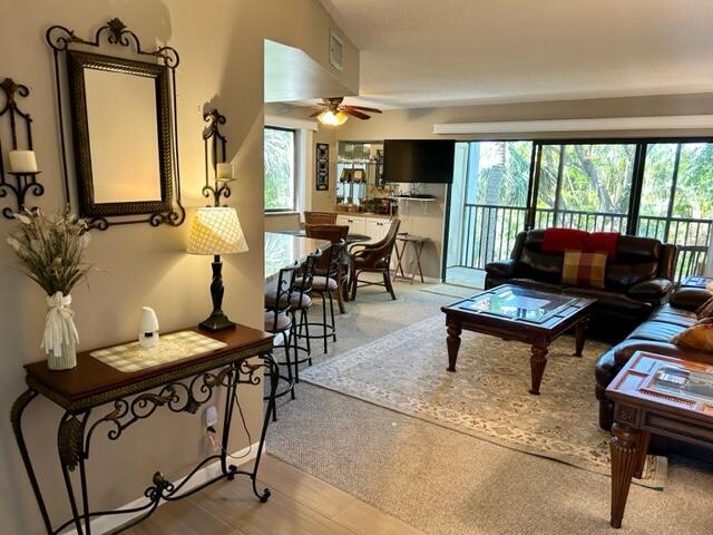 SEA RISE - Residential Lease