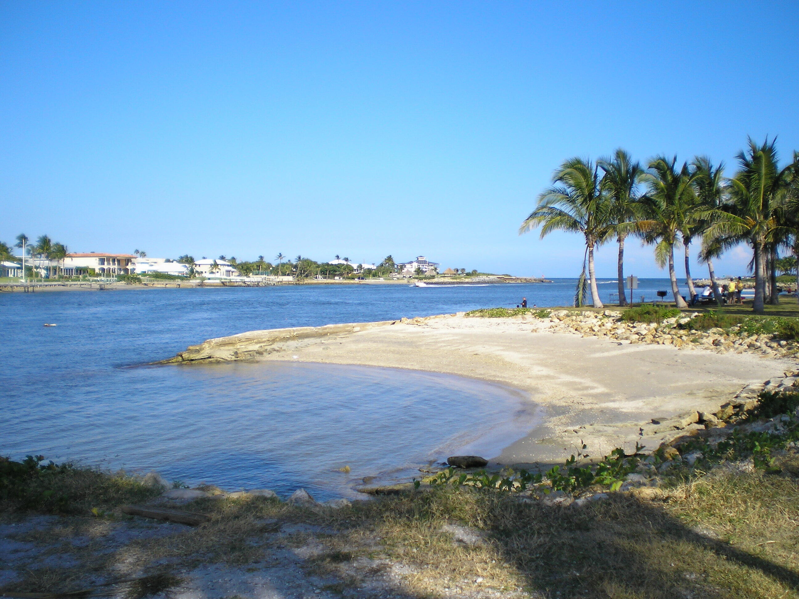 SEA RISE - Residential Lease