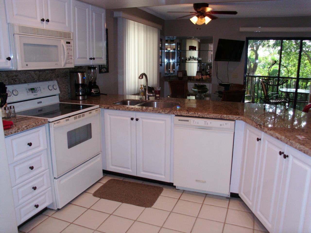 SEA RISE - Residential Lease
