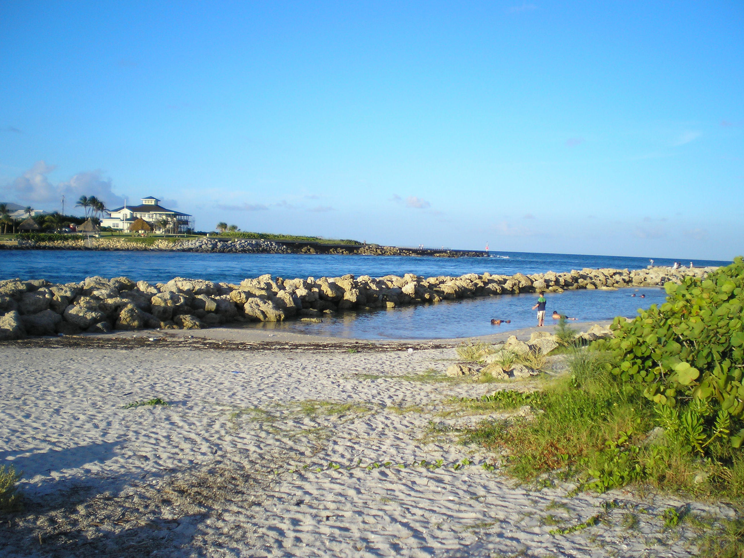 SEA RISE - Residential Lease