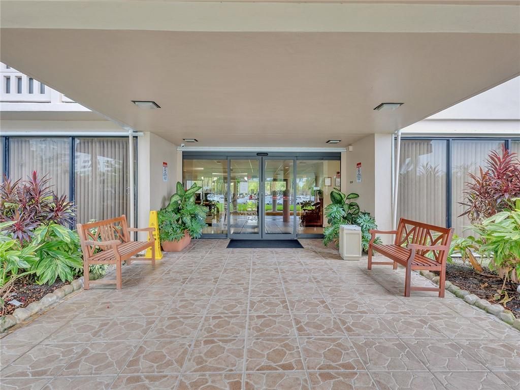 Photo of 4001 Hillcrest Dr #206, Hollywood, FL 33021 (MLS # F10308724)