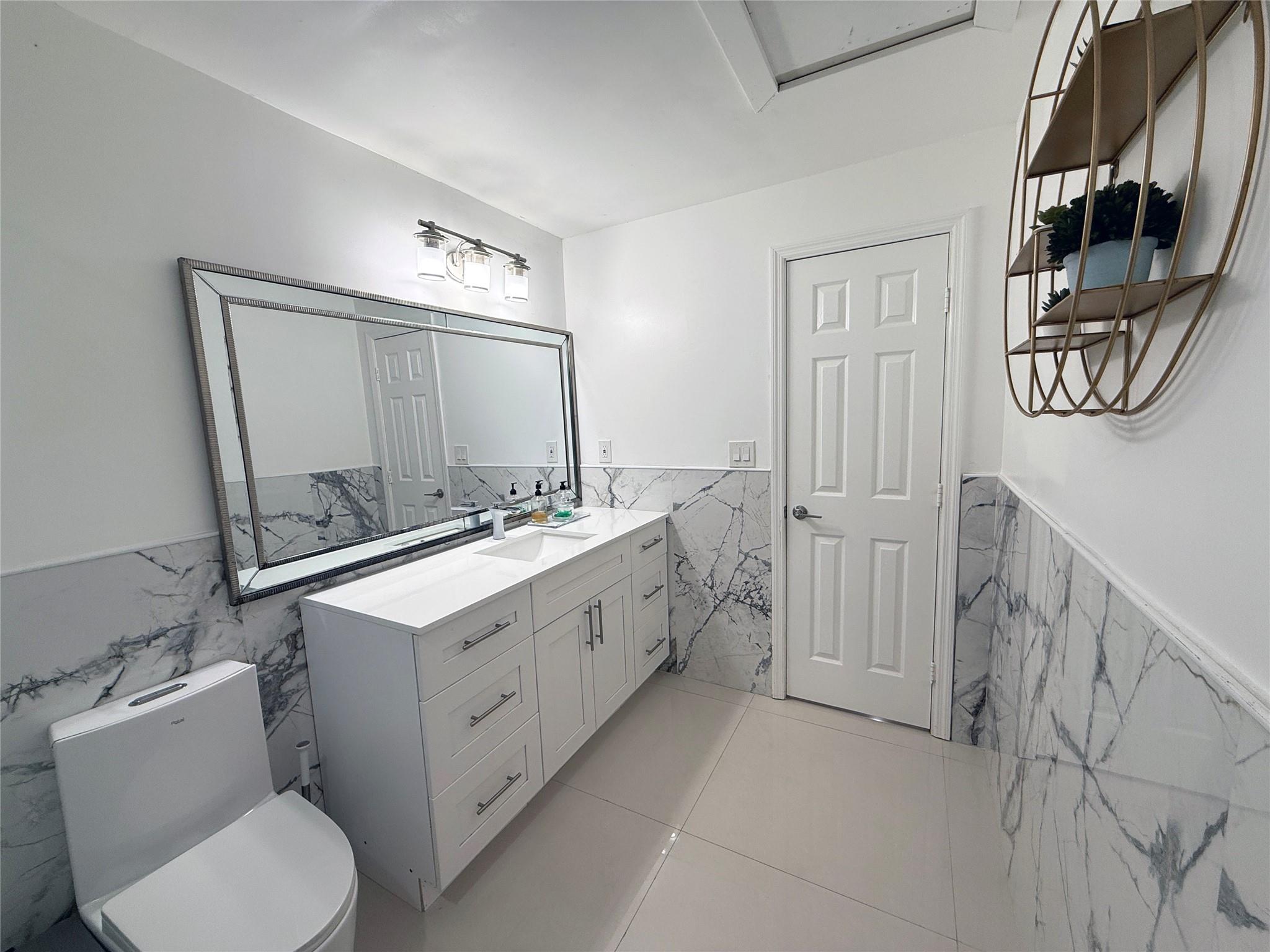 Christopher B Zacco 132-1 - Residential