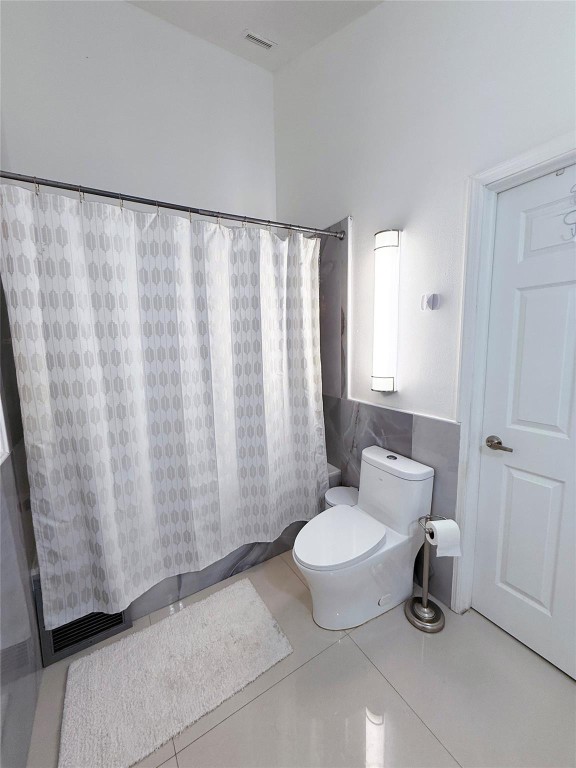 Christopher B Zacco 132-1 - Residential