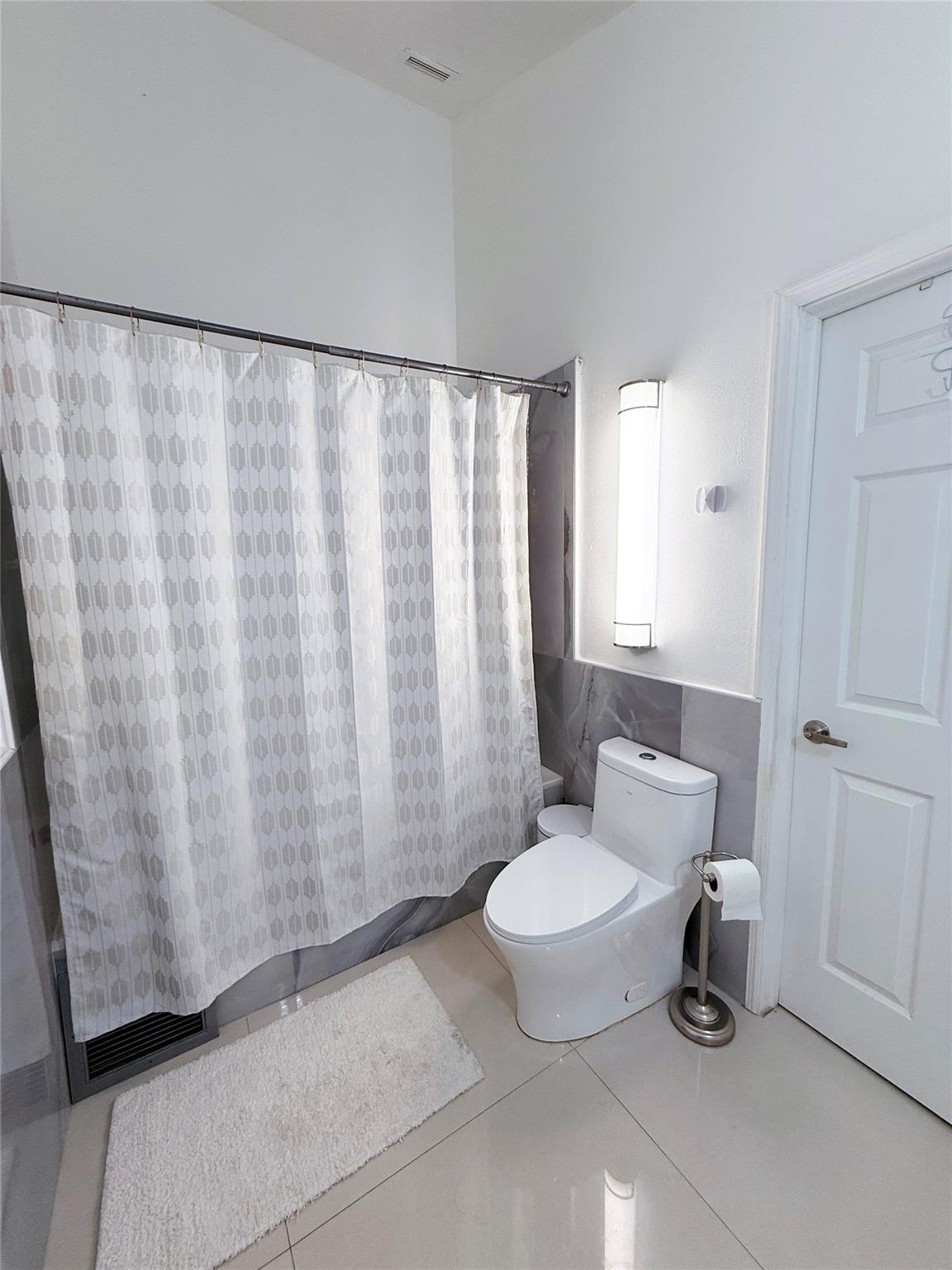 Christopher B Zacco 132-1 - Residential