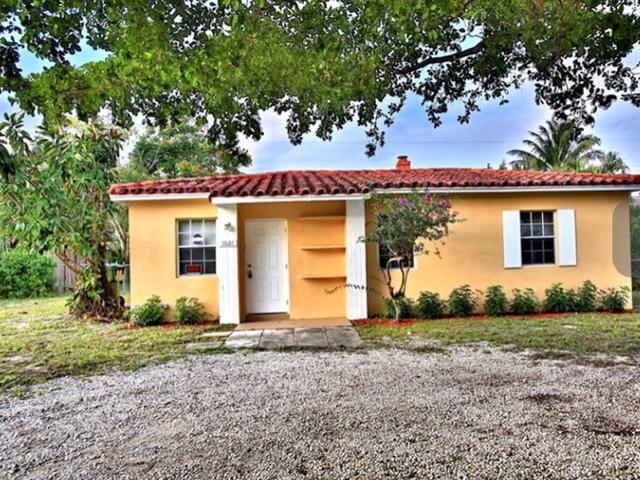 LAUDERDALE MANORS AMD PLAT - Residential Lease