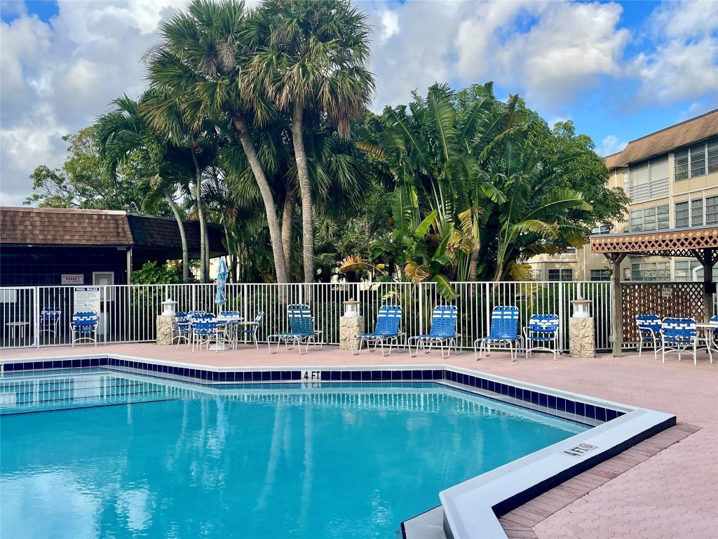 Geranium Gardens Condo - Residential Lease