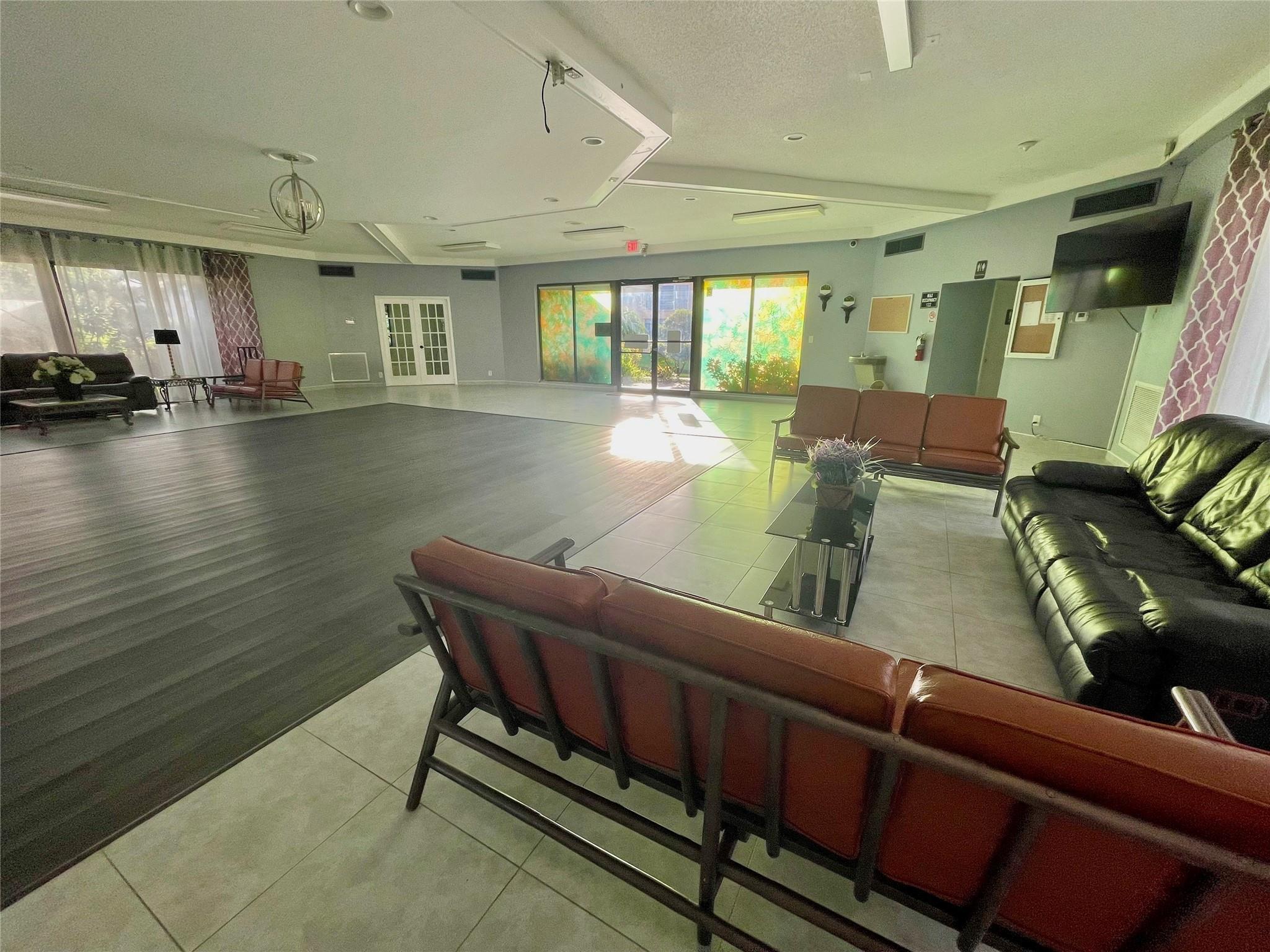 Geranium Gardens Condo - Residential Lease