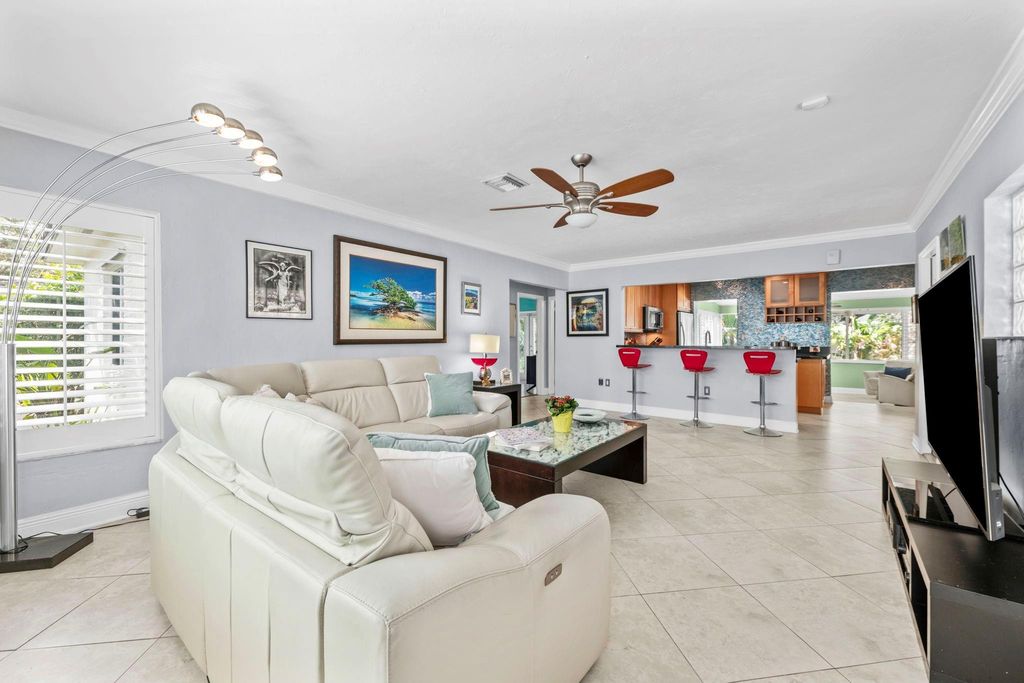 Photo of 1815 N Victoria Park Road, Fort Lauderdale, FL 33305 (MLS # F10552245)