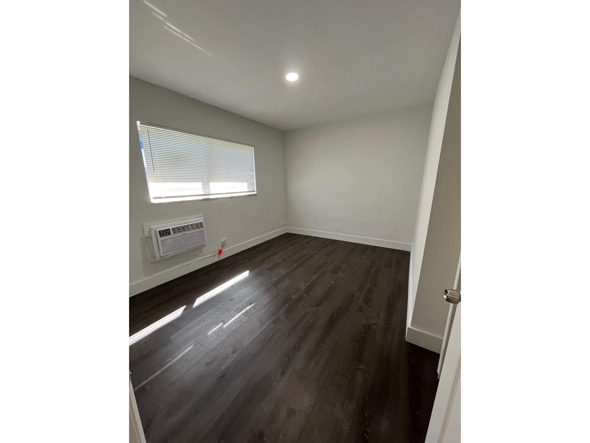 River Gardens 19-23 B - Residential Lease