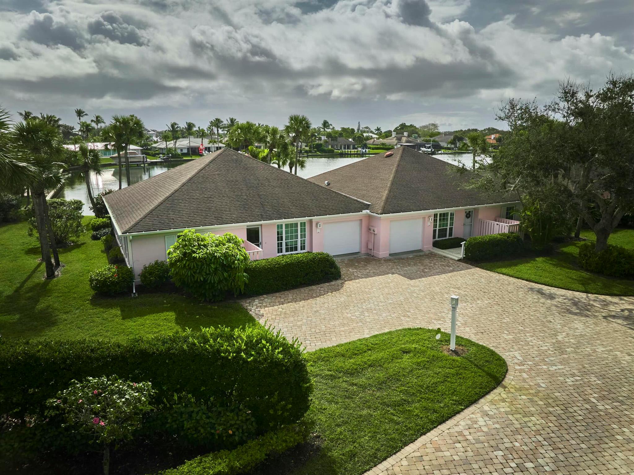 300 Harbour Drive 306