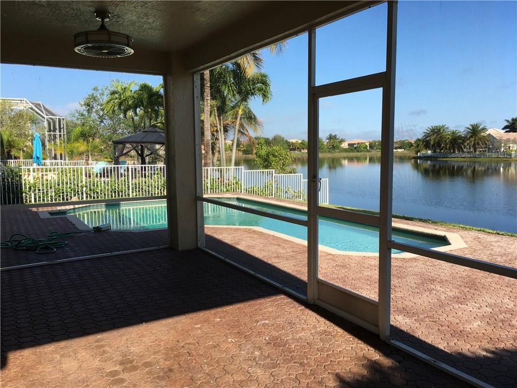 Heftler Homes At Pembroke - Residential