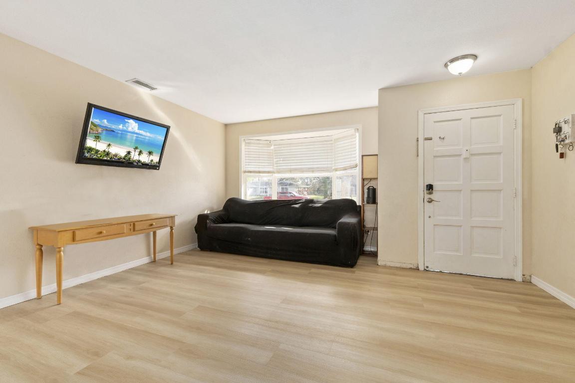 PORT ST LUCIE SECTION 18 - Residential