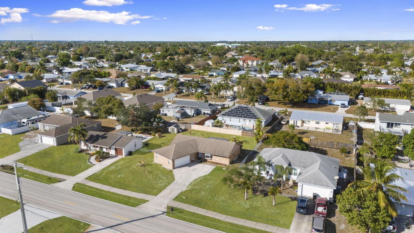 PORT ST LUCIE SECTION 18 - Residential