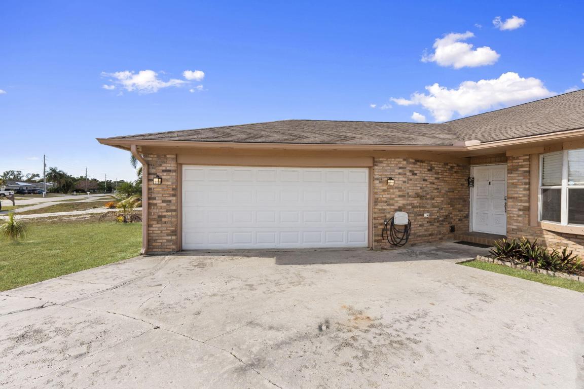 PORT ST LUCIE SECTION 18 - Residential