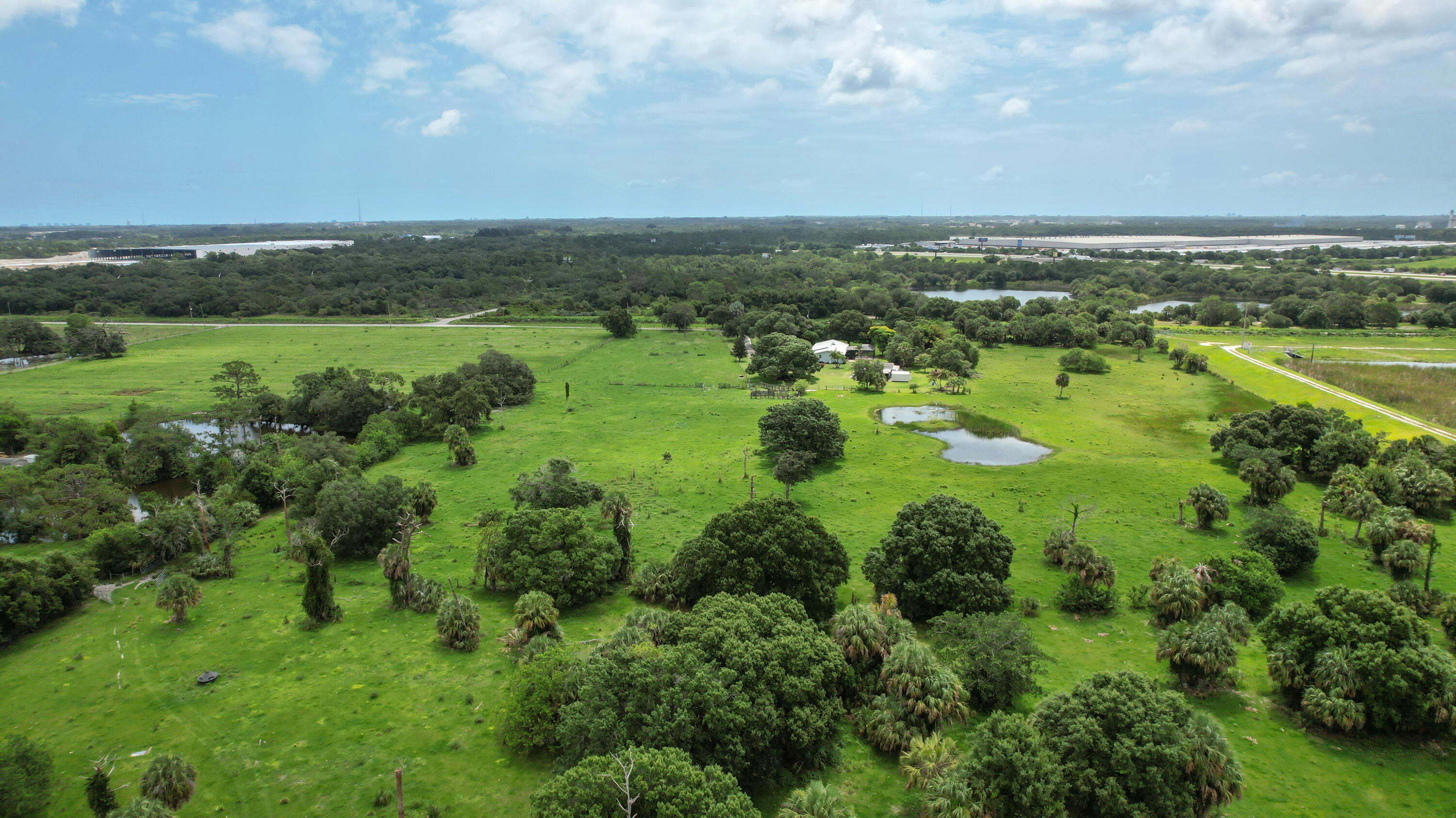 METES AND BOUNDS - Land