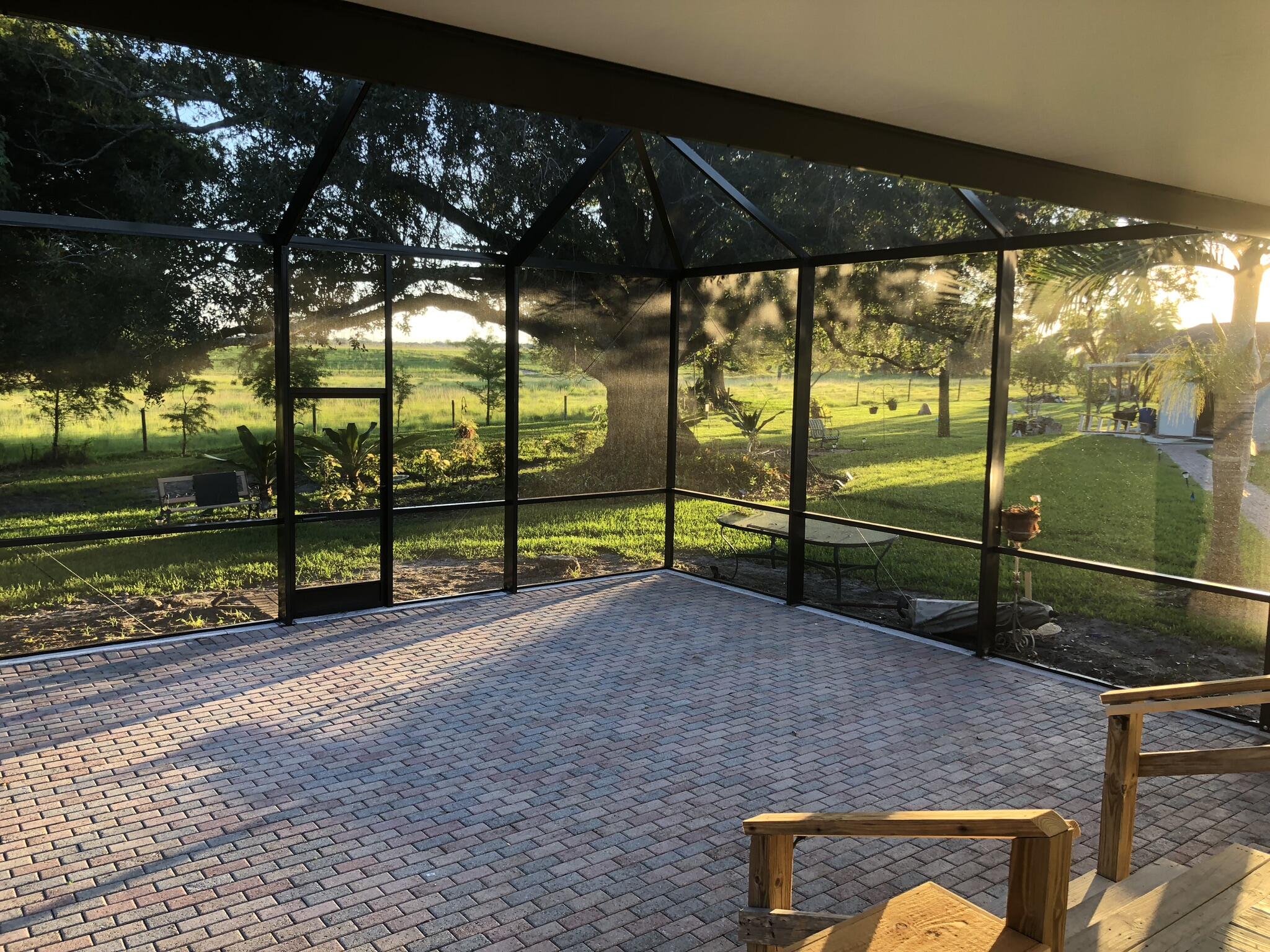 METES AND BOUNDS - Land