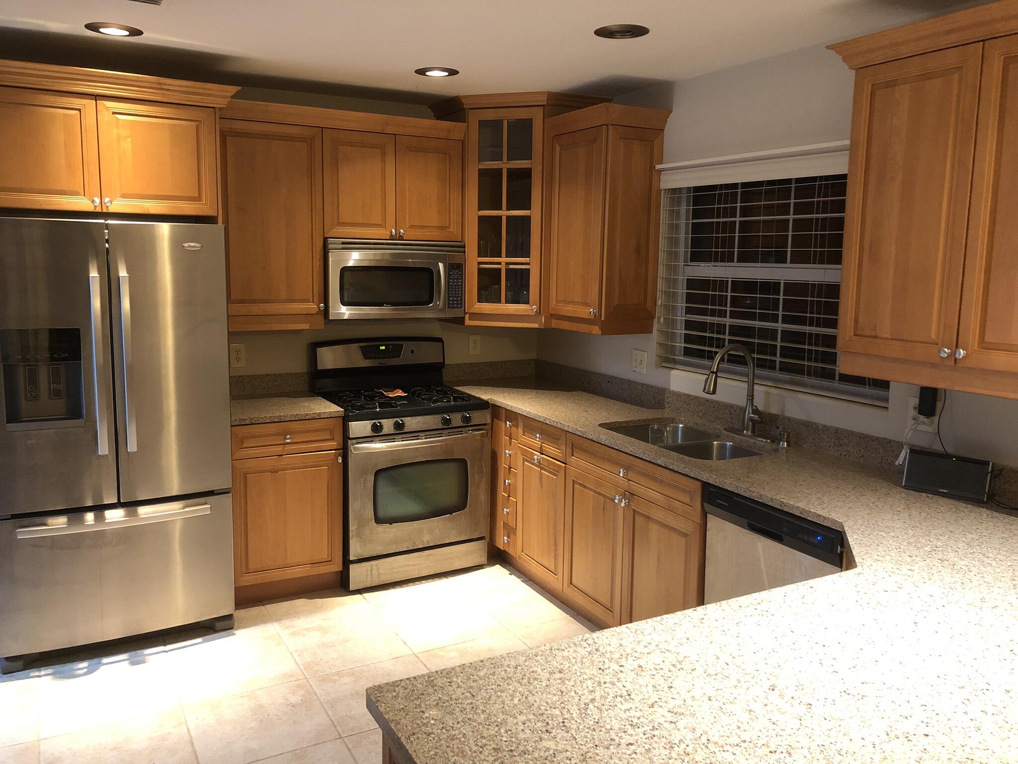 METES AND BOUNDS - Land