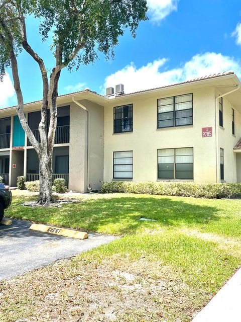 9785 Pineapple Tree Drive 201 Boynton Beach FL 33436